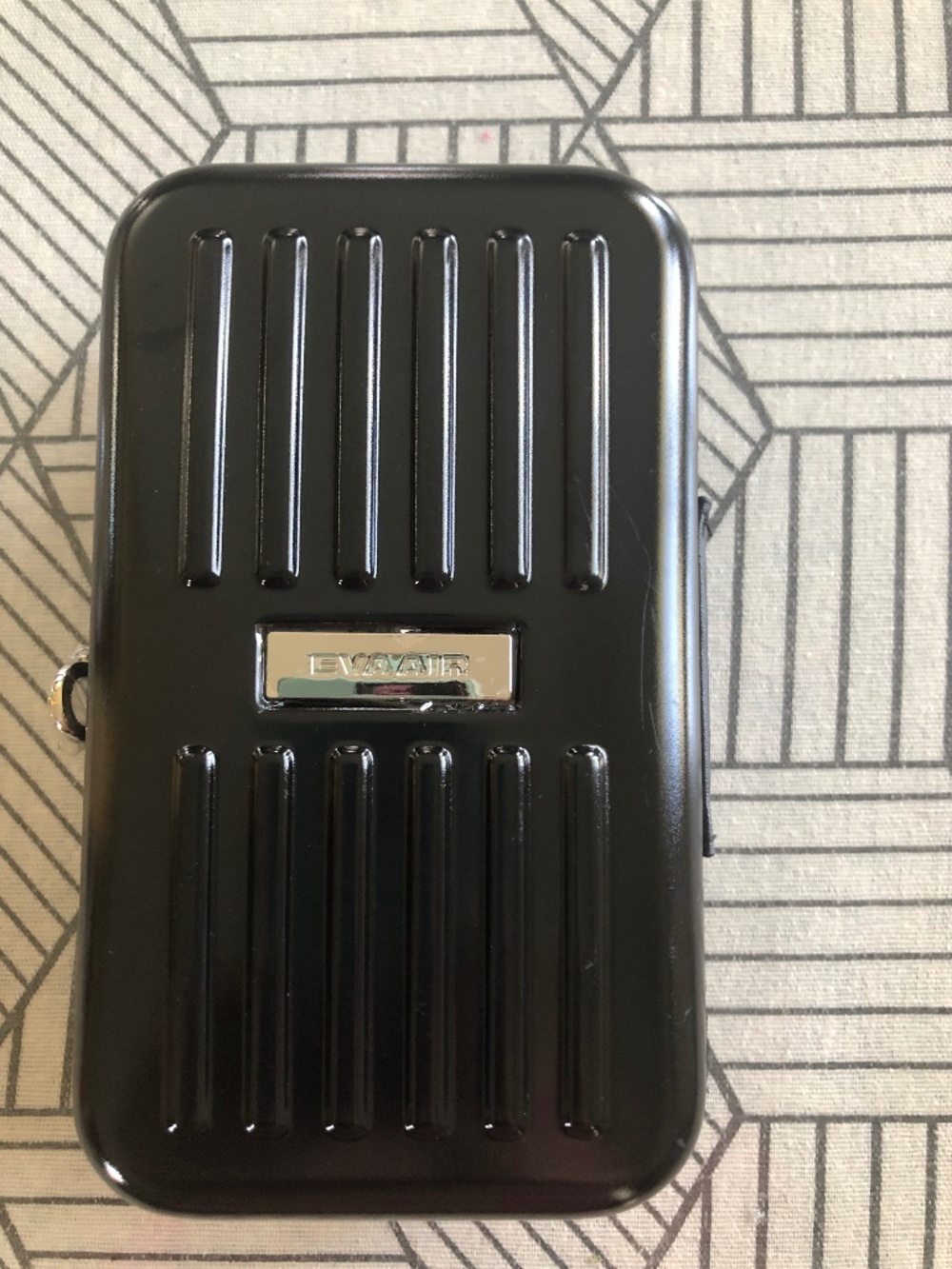 EVA Air x Salvatore Ferragamo Royal Laurel Business Class Amenity Kit – Hard She